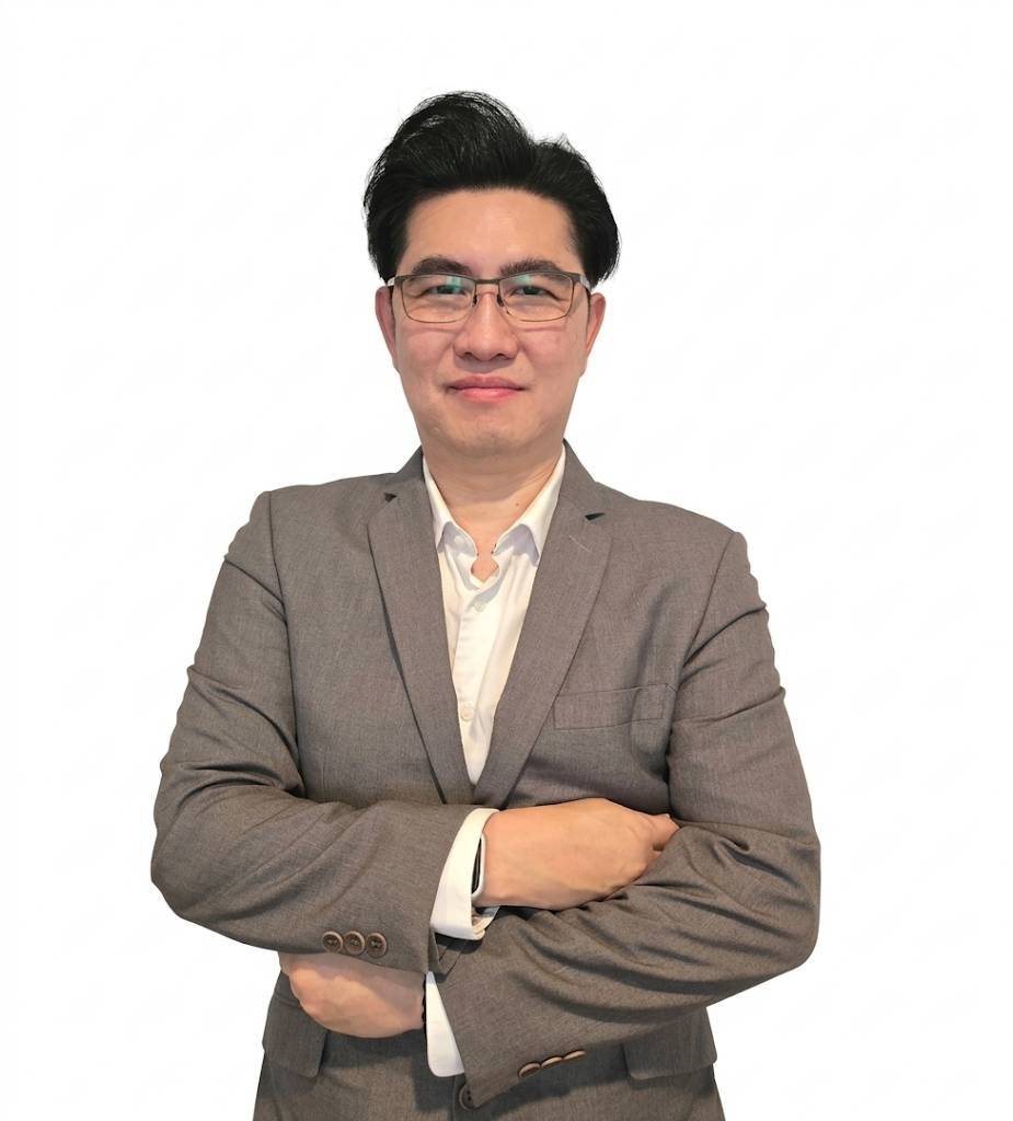 Mr. Natchanai Chaisarana